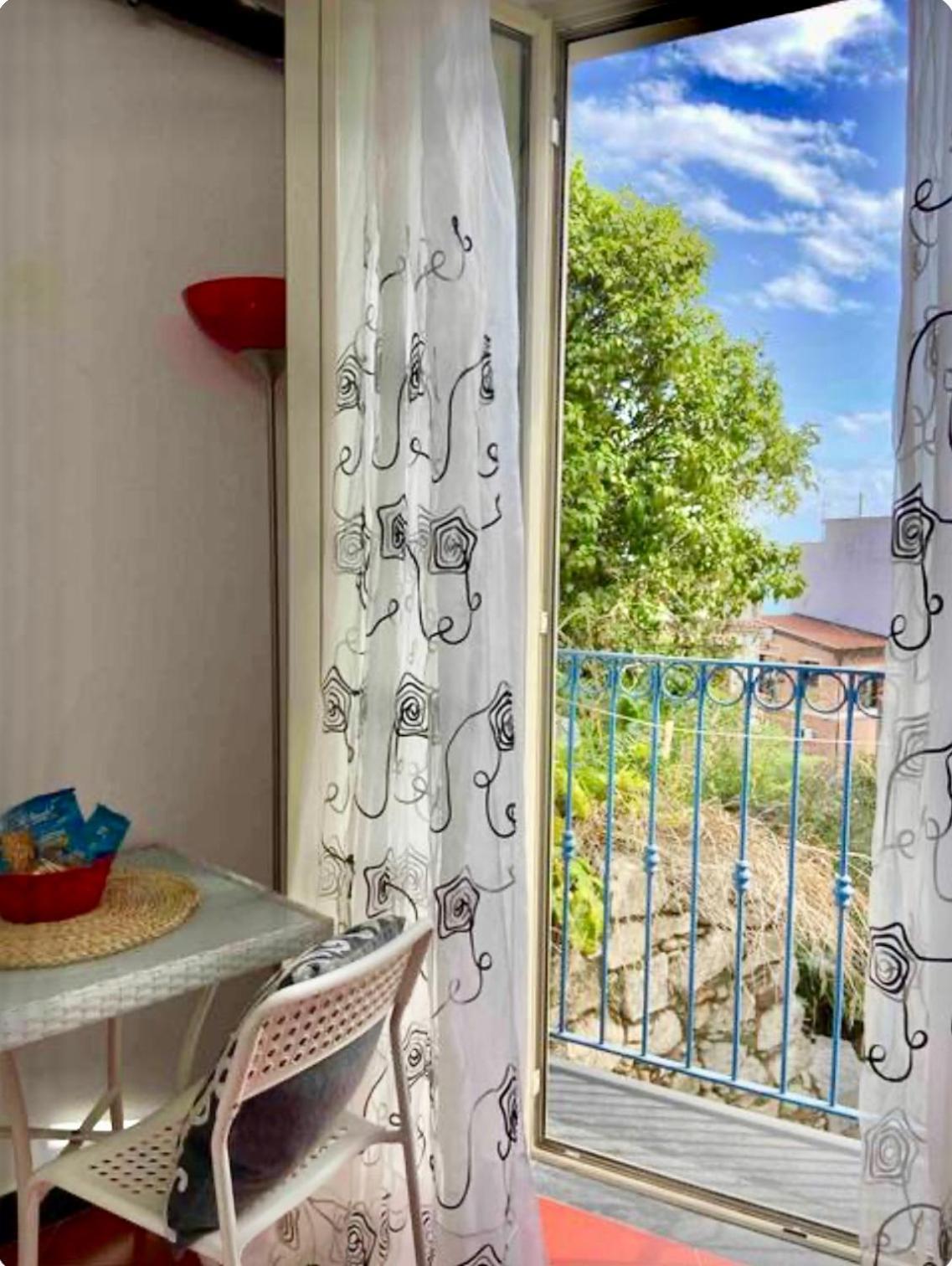 Taormina'S Sun Bed & Breakfast ภายนอก รูปภาพ