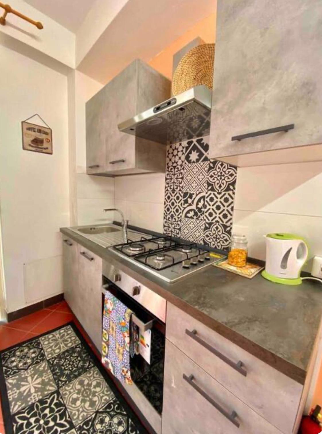 Taormina'S Sun Bed & Breakfast ภายนอก รูปภาพ