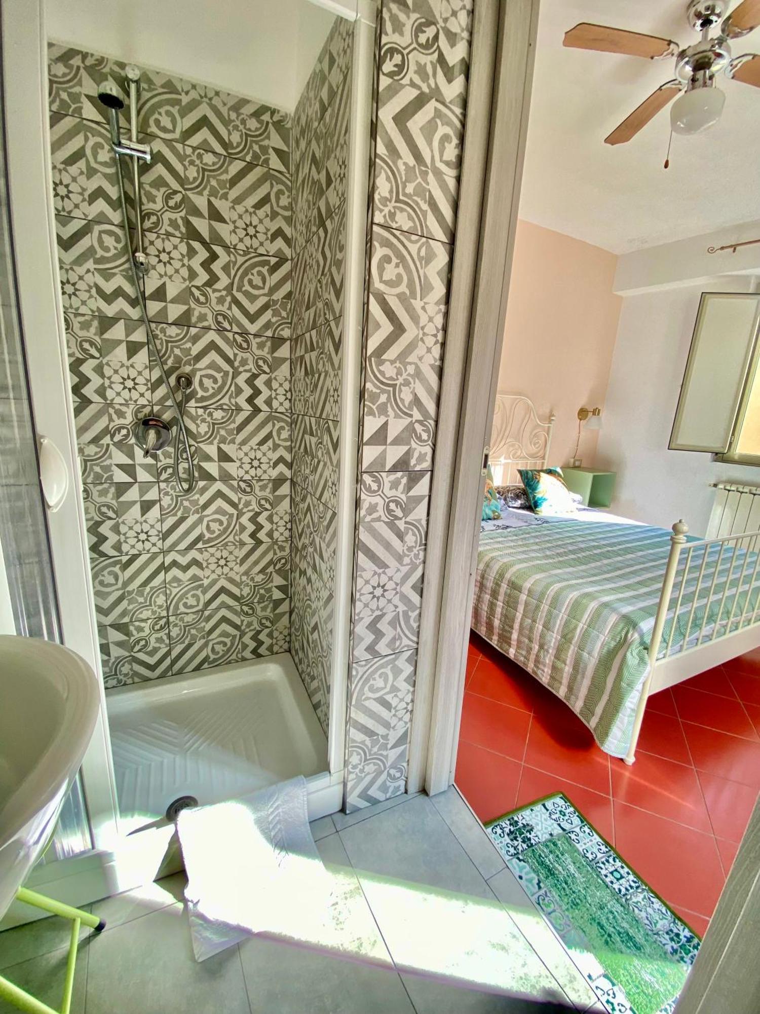 Taormina'S Sun Bed & Breakfast ภายนอก รูปภาพ