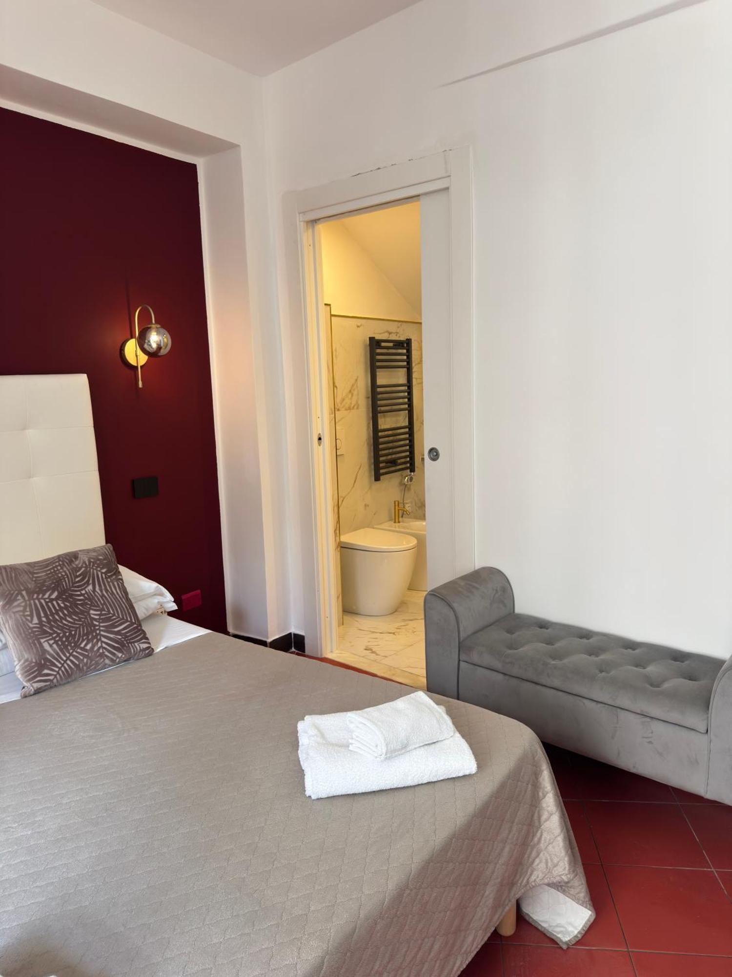 Taormina'S Sun Bed & Breakfast ภายนอก รูปภาพ