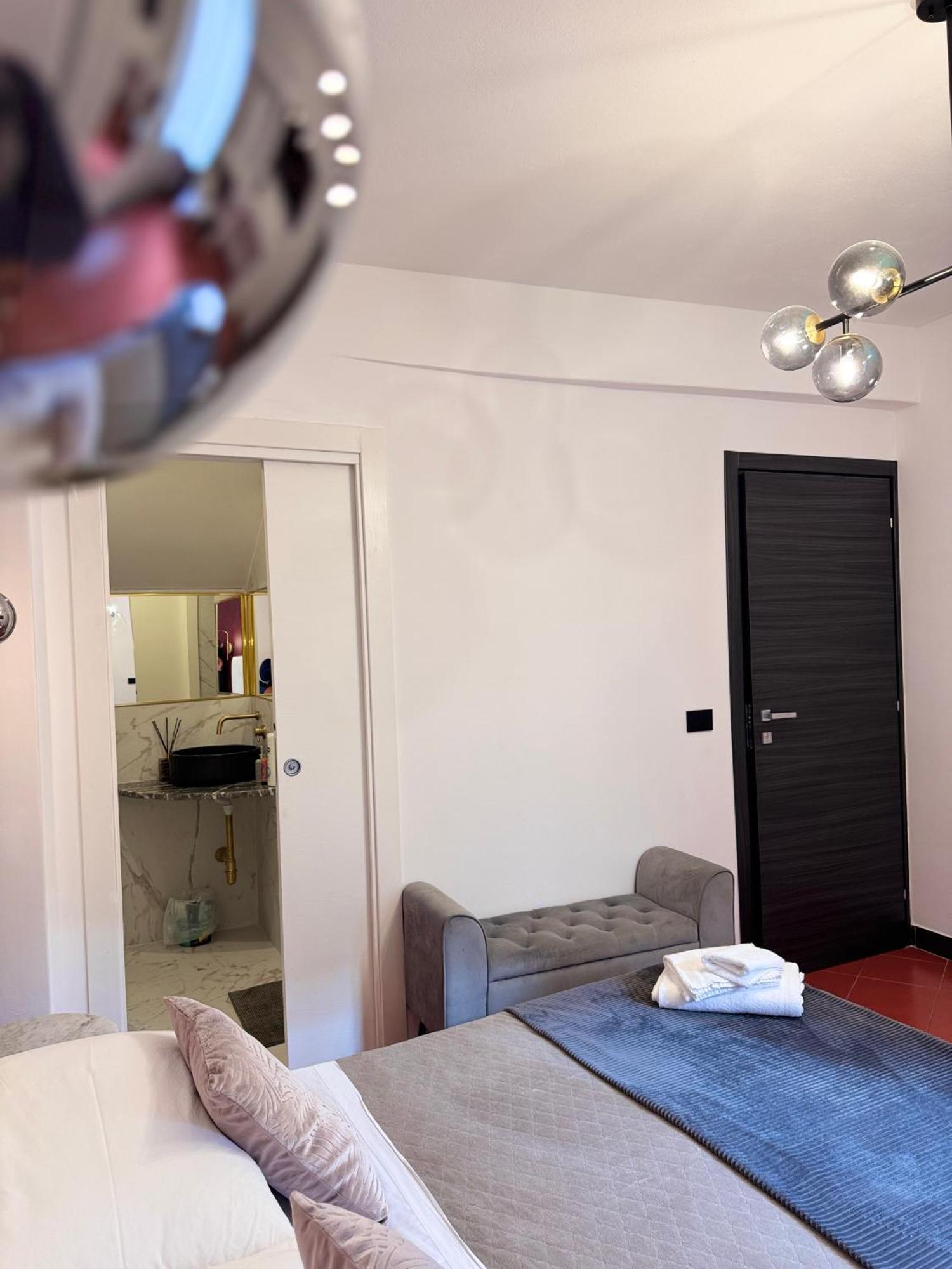 Taormina'S Sun Bed & Breakfast ภายนอก รูปภาพ